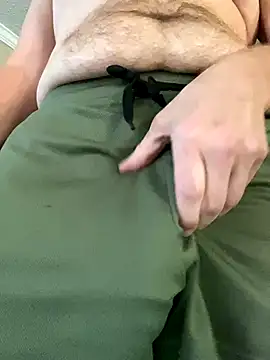 Snapshot of Realybigdill chatting on 10-22-25, 03:12 Realybigdill online show from 10-22-25, 03:12