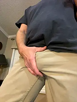 Snapshot of Realybigdill chatting on 11-25-25, 12:21 Realybigdill online show from 11-25-25, 12:21