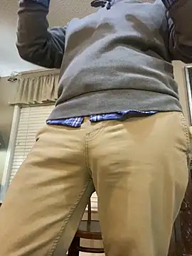 Snapshot of Realybigdill chatting on 12-16-25, 02:49 Realybigdill online show from 12-16-25, 02:49