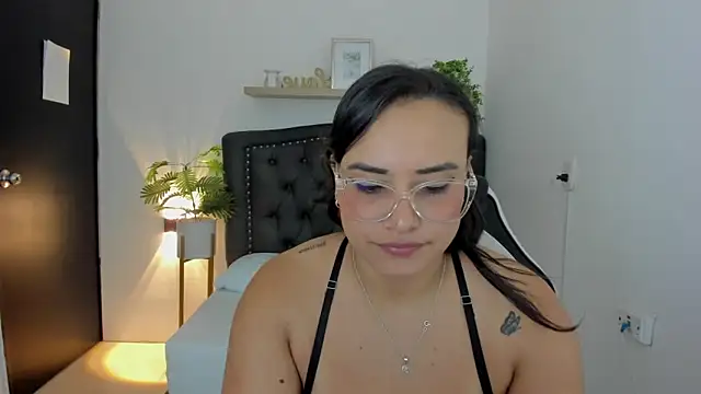 zoe danae  online show from 03-06-25, 12:09