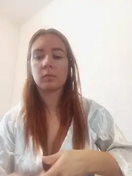 Giselle Noah online show from 10-06-25, 06:38