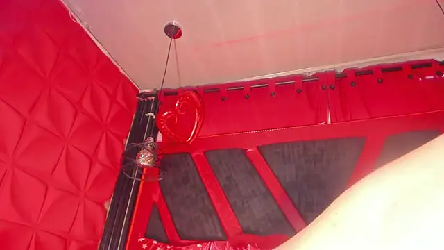 Taylor-hardcore online show from 12-19-25, 03:08