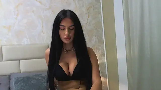 Snapshot of LuanaDess chatting on 03-21-25, 07:46 LuanaDess online show from 03-21-25, 07:46