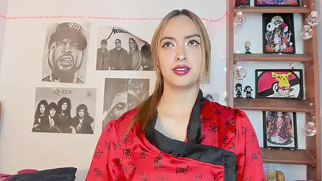 Snapshot of Meowlody chatting on 11-01-25, 09:06 Meowlody online show from 11-01-25, 09:06