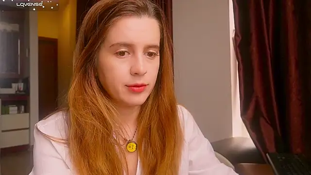 Snapshot of Lisa_sweetheels chatting on 09-26-25, 02:48 Lisa sweetheels online show from 09-26-25, 02:48