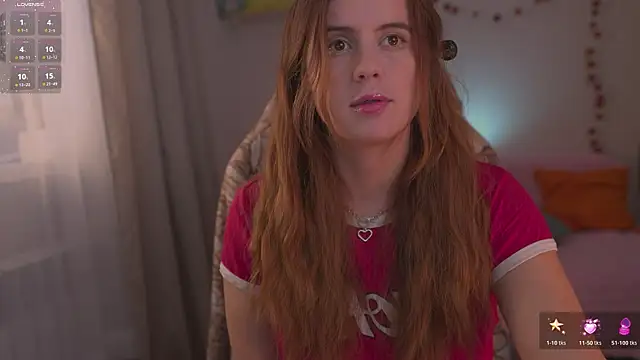 Snapshot of Lisa_sweetheels chatting on 11-16-25, 12:00 Lisa sweetheels online show from 11-16-25, 12:00