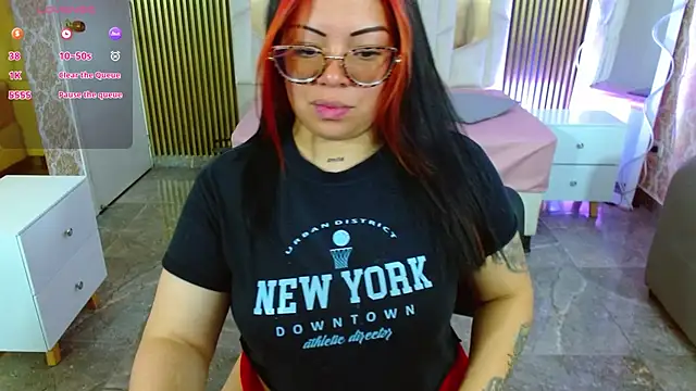 martinna tay online show from 11-08-25, 03:29