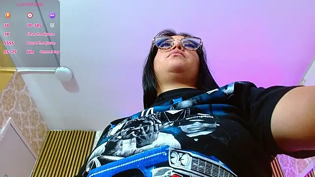 martinna tay online show from 06-18-26, 09:14