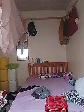 LOVELY-2BERRY online show from 09-26-25, 08:07