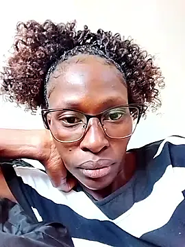 LOVELY-2BERRY online show from 10-16-25, 07:31