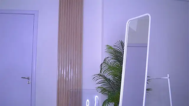 LovingBlondie online show from 02-07-25, 04:37