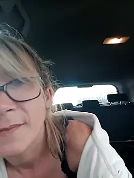 Timide girl2 online show from 03-11-25, 04:18