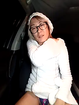 Timide girl2 online show from 12-16-25, 05:23