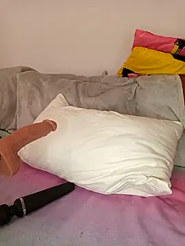 Timide girl2 online show from 04-09-26, 06:19