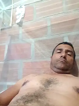 Snapshot of Janle_19c chatting on 12-28-24, 08:04 Janle 19c online show from 12-28-24, 08:04