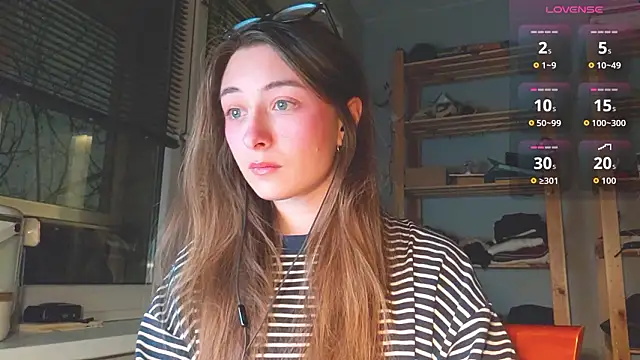 monlight  dana online show from 02-10-26, 08:24