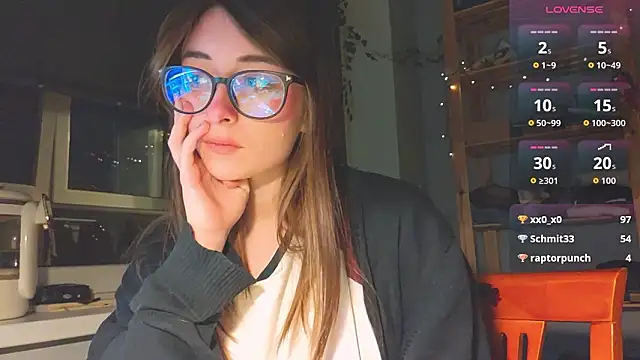 monlight  dana online show from 02-15-26, 06:59