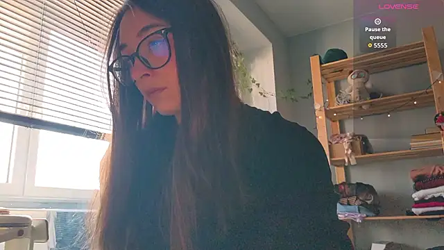 monlight  dana online show from 03-27-26, 08:26