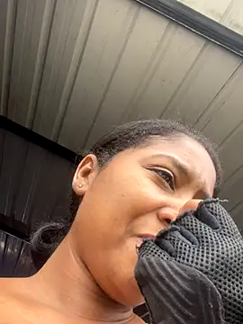 Snapshot of Berry_Bans chatting on 10-01-25, 05:41 Berry Bans online show from 10-01-25, 05:41