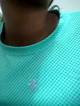 Snapshot of Berry_Bans chatting on 10-10-25, 07:57 Berry Bans online show from 10-10-25, 07:57