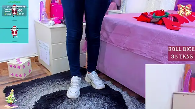 Charlotte Ice1 online show from 12-22-25, 05:32