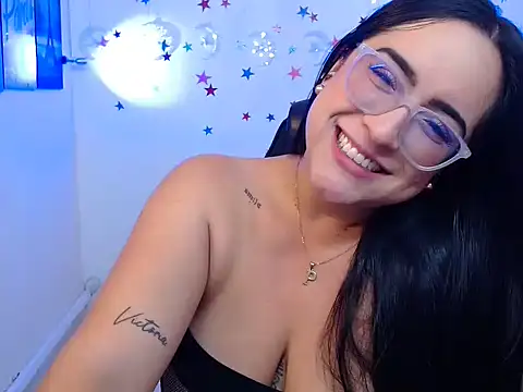 Snapshot of Sofiia_davis23 chatting on 12-12-24, 04:32 Sofiia davis23 online show from 12-12-24, 04:32