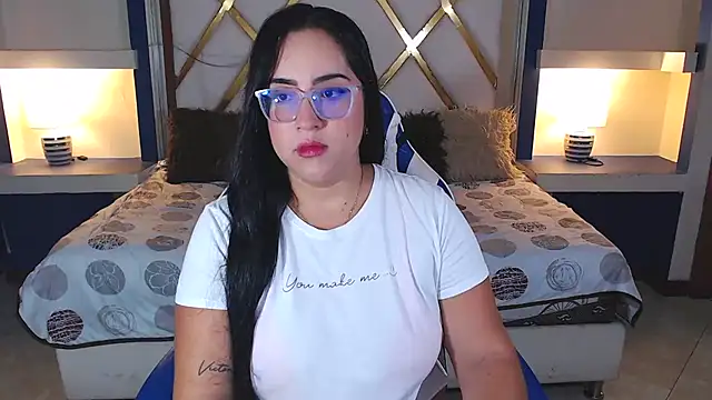 Snapshot of Sofiia_davis23 chatting on 02-13-25, 01:15 Sofiia davis23 online show from 02-13-25, 01:15
