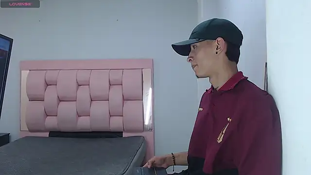 Smith maicol online show from 11-08-25, 09:46