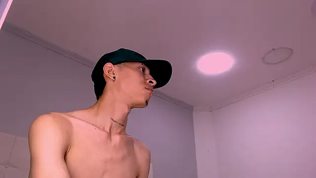 Smith maicol online show from 11-09-25, 07:12