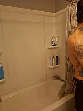 hungandtatted666 online show from 12-16-25, 11:10