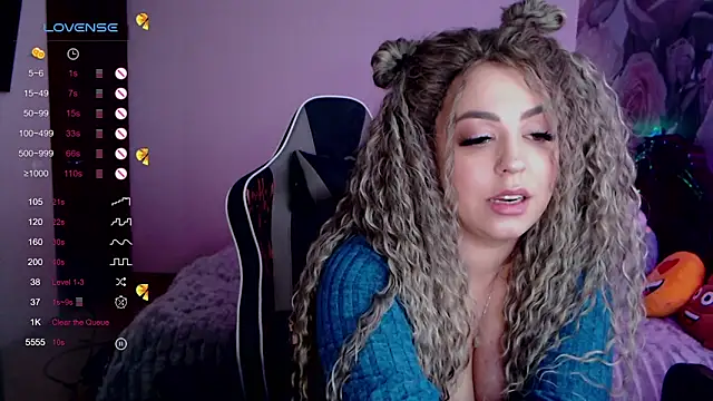 Snapshot of _Just_a_queen_3 chatting on 01-15-25, 06:08  Just a queen 3 online show from 01-15-25, 06:08