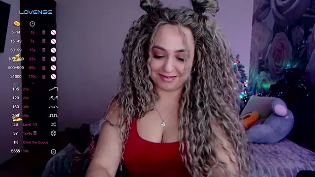 Snapshot of _Just_a_queen_3 chatting on 01-23-25, 05:52  Just a queen 3 online show from 01-23-25, 05:52