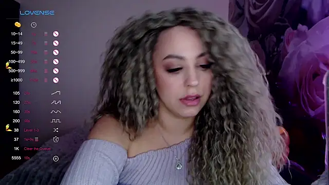 Snapshot of _Just_a_queen_3 chatting on 03-06-25, 06:16  Just a queen 3 online show from 03-06-25, 06:16