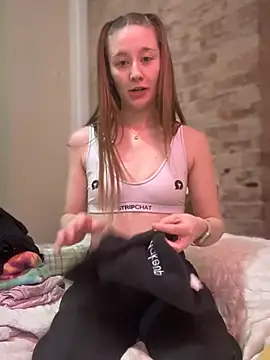 Snapshot of sage__marie chatting on 01-27-25, 08:49 sage marie online show from 01-27-25, 08:49