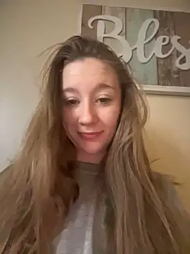 Snapshot of sage__marie chatting on 02-19-25, 01:50 sage marie online show from 02-19-25, 01:50