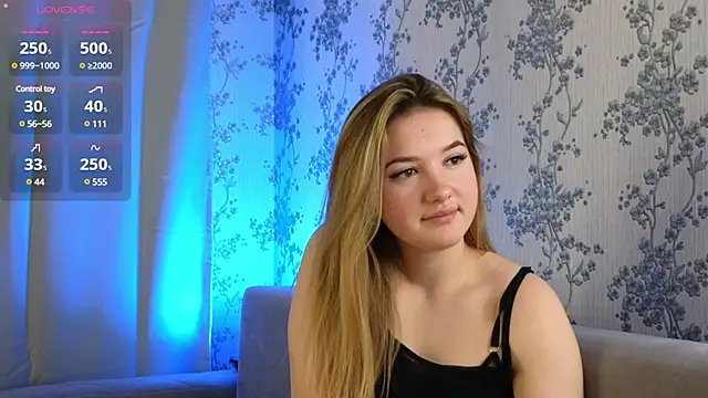 Snapshot of flawless_angell chatting on 12-28-24, 10:55 flawless angell online show from 12-28-24, 10:55