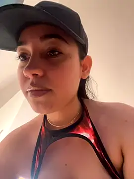 Snapshot of Amy_Sin chatting on 09-16-25, 03:24 Amy Sin online show from 09-16-25, 03:24
