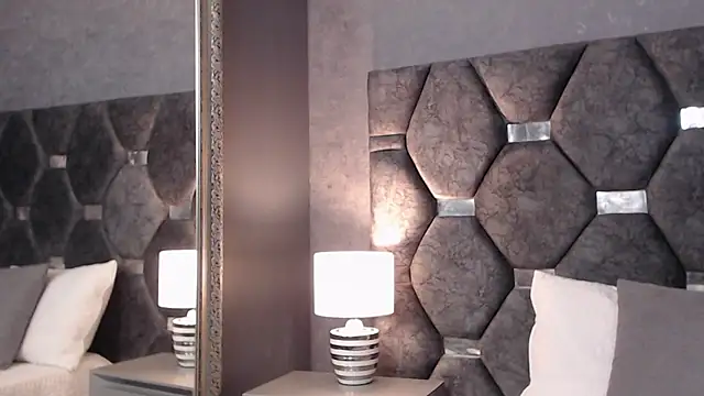 ScarletLenox online show from 10-14-25, 11:11