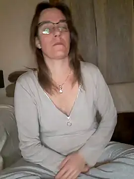 SpiceLea online show from 12-12-24, 10:20