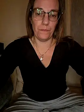 SpiceLea online show from 12-15-24, 10:15