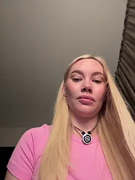Bestie Online online show from 06-08-26, 07:25