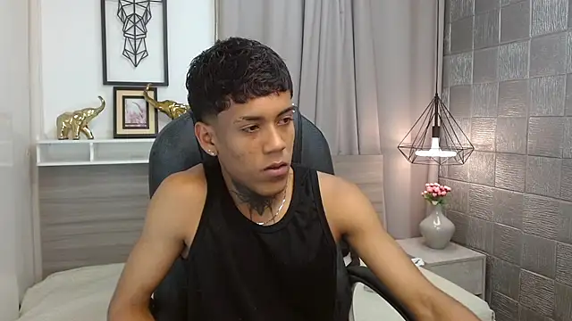 Snapshot of Alan_Cute18 chatting on 02-17-26, 12:45 Alan Cute18 online show from 02-17-26, 12:45