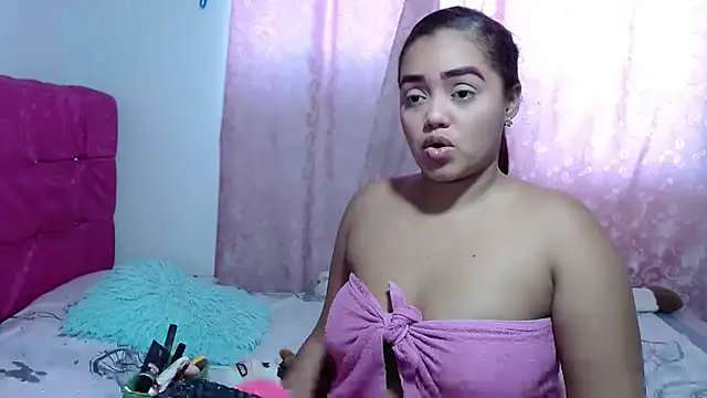 kiara milf  online show from 09-25-25, 07:50