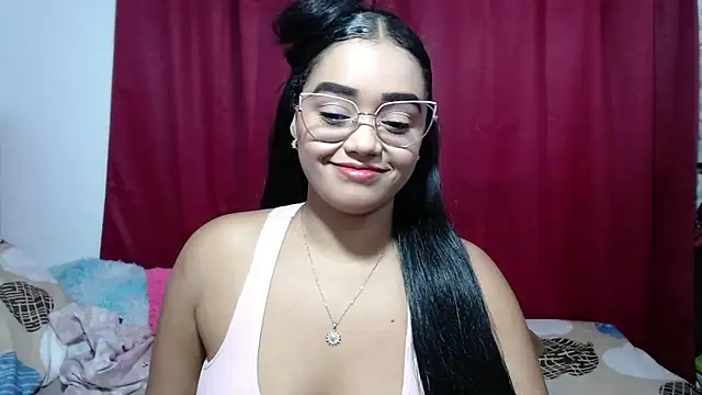 kiara milf  online show from 04-15-26, 08:31
