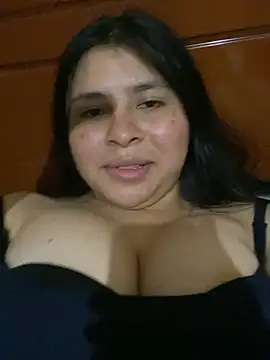 MaryC18 online show from 12-29-24, 04:59