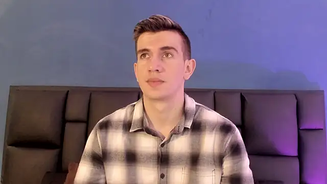 MikaelSlow online show from 02-18-26, 02:07