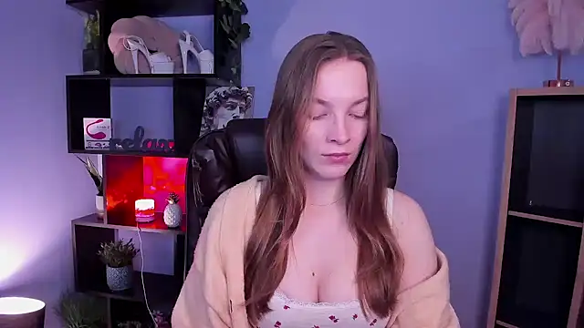 kenzie x online show from 12-19-24, 07:29