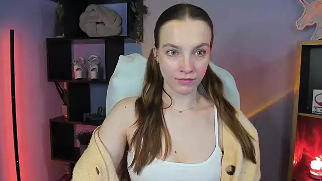 kenzie x online show from 02-25-25, 08:14