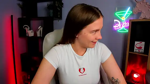 kenzie x online show from 11-10-25, 07:40