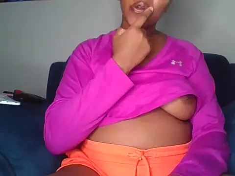 SquirtQueen222 online show from 04-02-26, 03:26